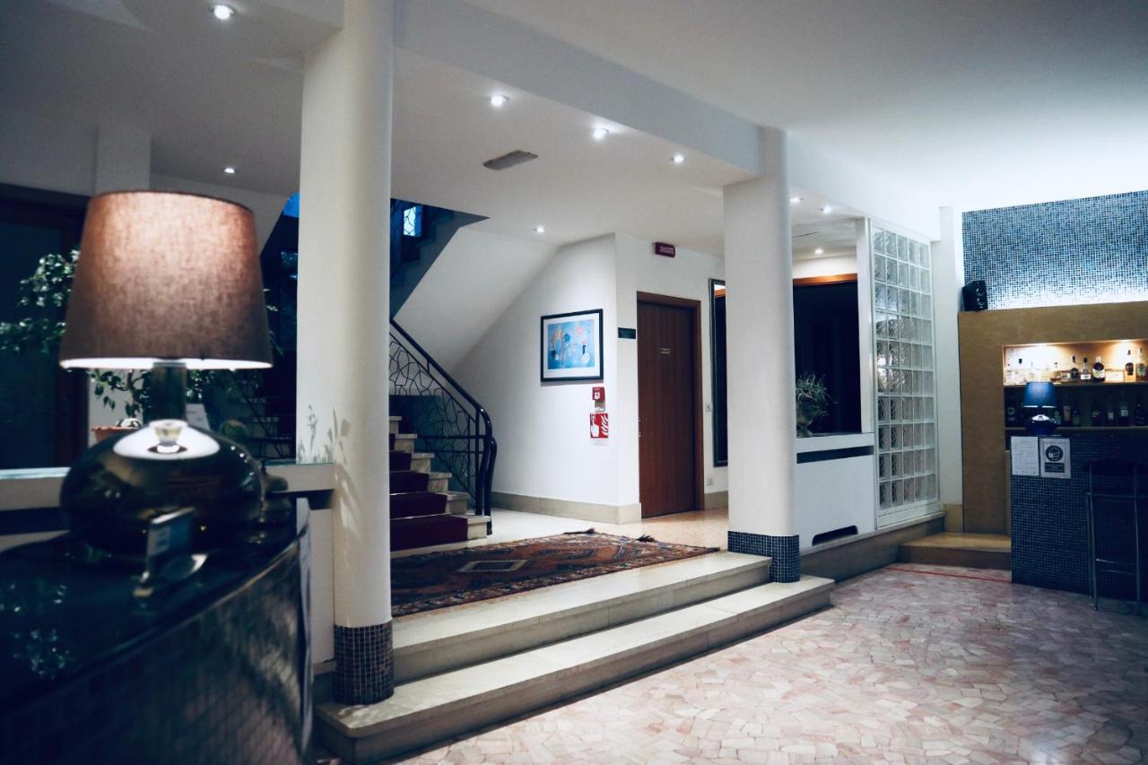 Hotel All'Oasi Paese Eksteriør billede